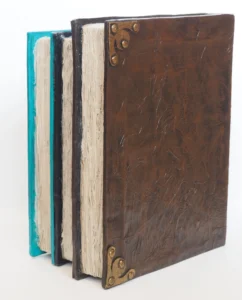 Ruční výroba By MOPSL art